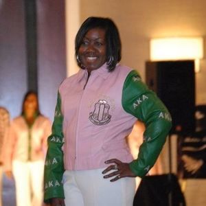 Meet your Posher, Sandy